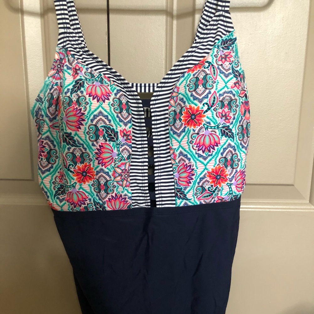 One piece swimsuit